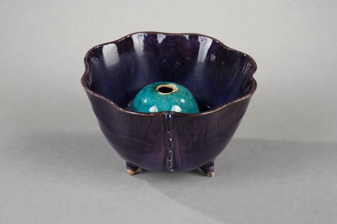 Small &quot;Surprise&quot; bowl in biscuit enamelled Aubergine and turquoise | MasterArt